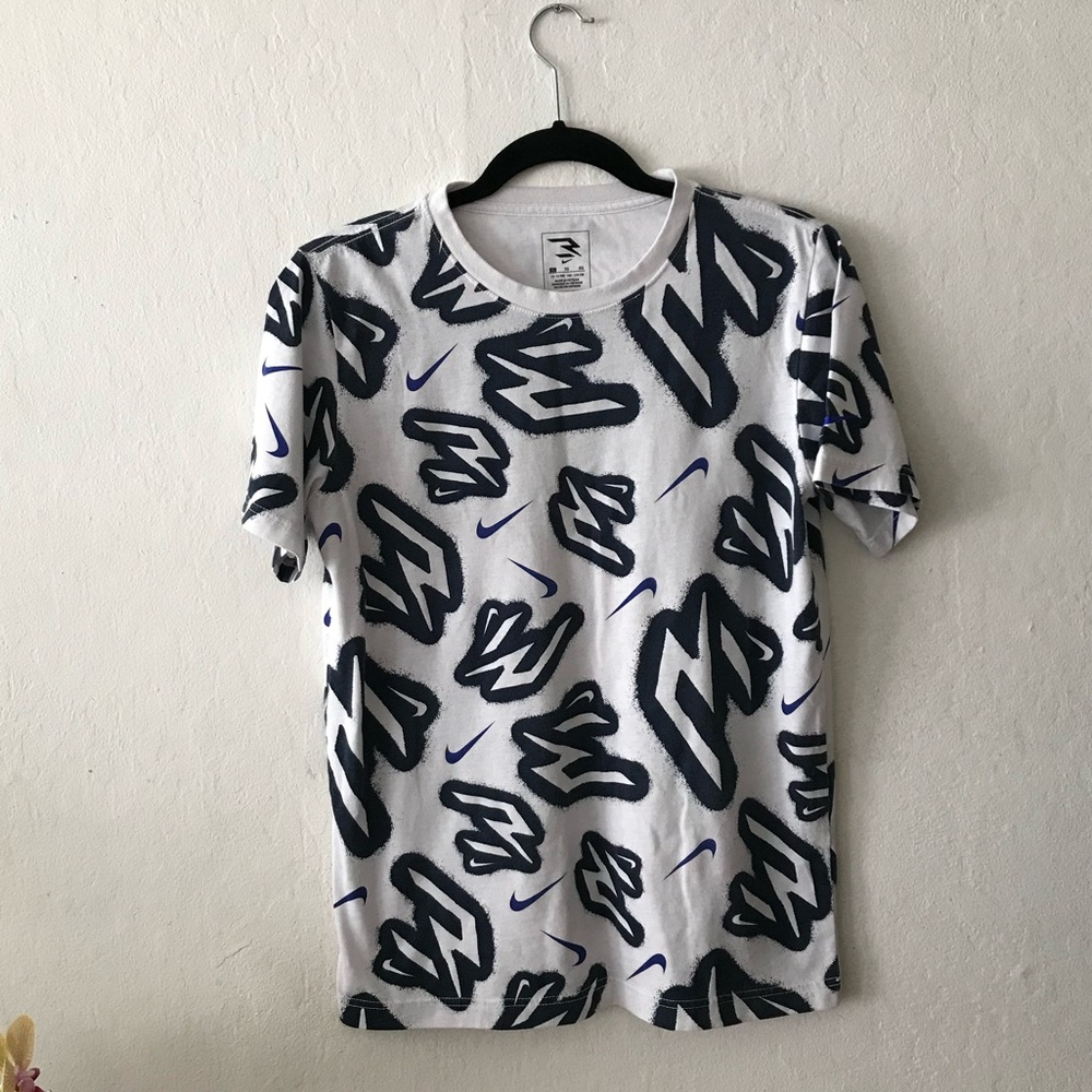 Nike 3BRAND by Russel Wilson Big Boys Short Sleeve Sprayed Icon T-Shirt